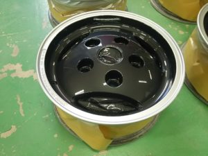 72号ブログ. レンジローバー、クラシック、CRR アルミホィール 修理 その1 72号ブログ. レンジローバー、クラシック、CRR アルミホィール 修理 その1